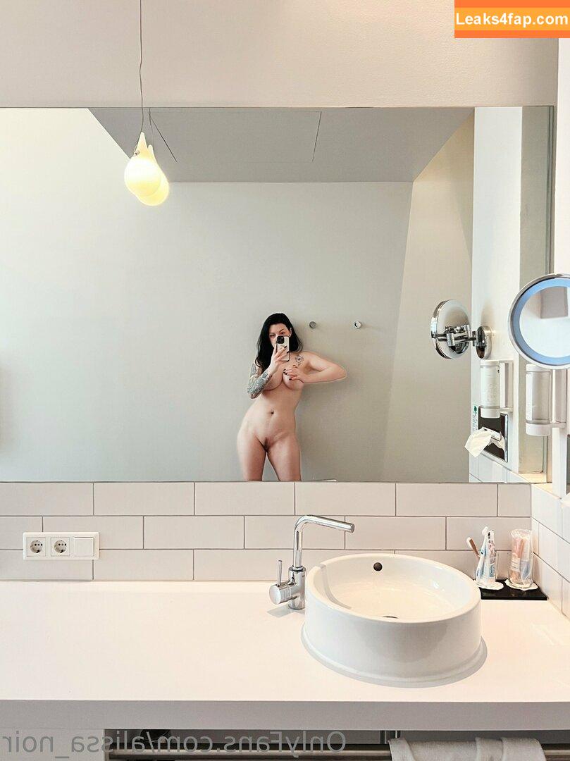 Alissa Noir / AlissaNoir / alissa_noir leaked photo photo #0110