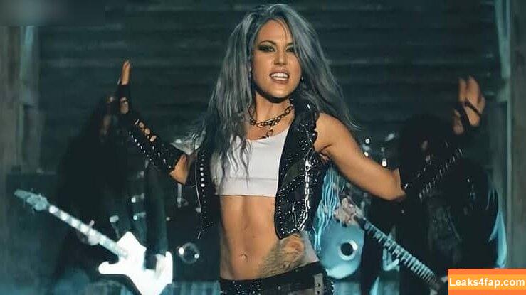 Alissa White-Gluz / AlissaWhiteGluz / Metal Singer / Xray / brooktality leaked photo photo #0046