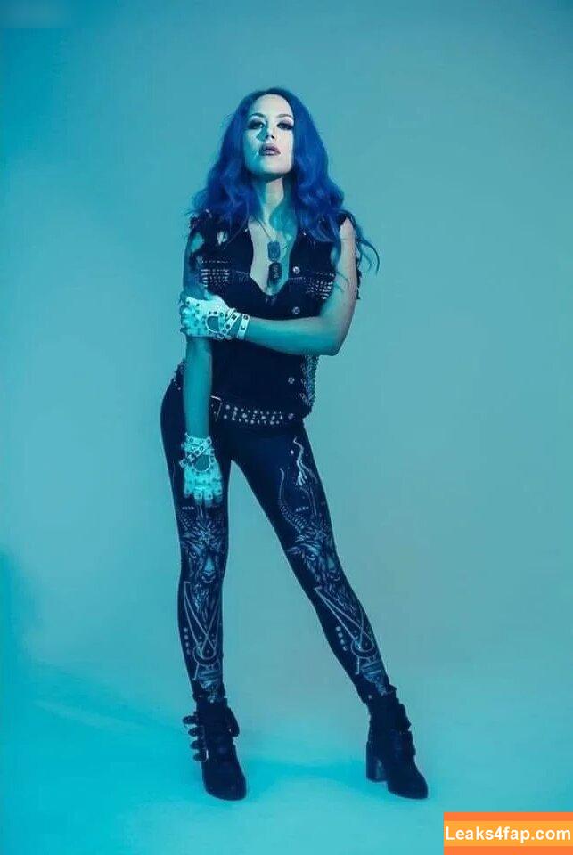 Alissa White-Gluz / AlissaWhiteGluz / Metal Singer / Xray / brooktality leaked photo photo #0061