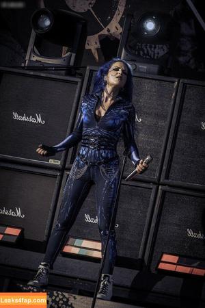 Alissa White-Gluz photo #0028