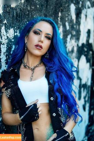 Alissa White-Gluz photo #0029