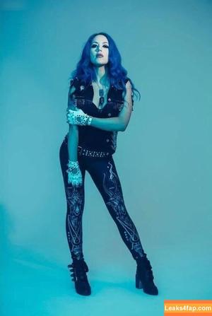 Alissa White-Gluz photo #0061