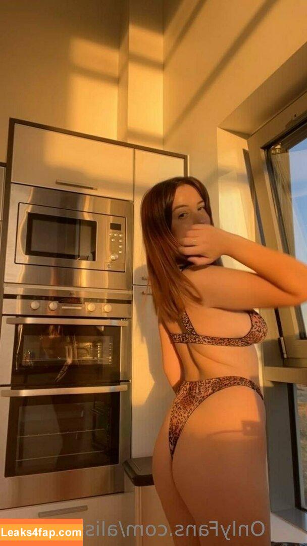 alissaquinn / Alissa / https: / realalyssaquinn leaked photo photo #0434