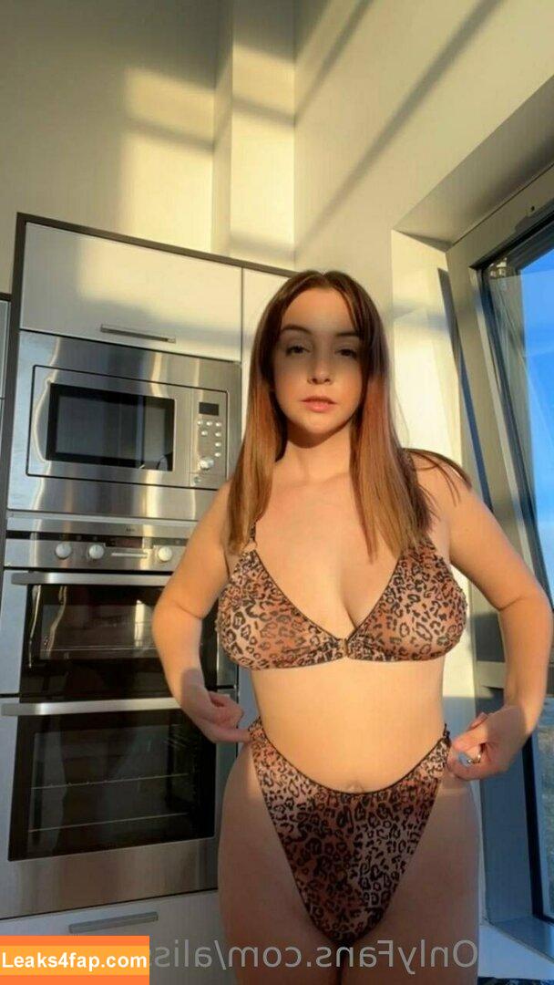 alissaquinn / Alissa / https: / realalyssaquinn leaked photo photo #0446