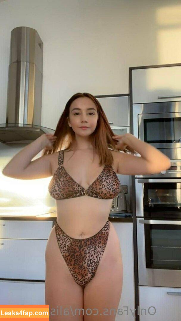 alissaquinn / Alissa / https: / realalyssaquinn leaked photo photo #0470