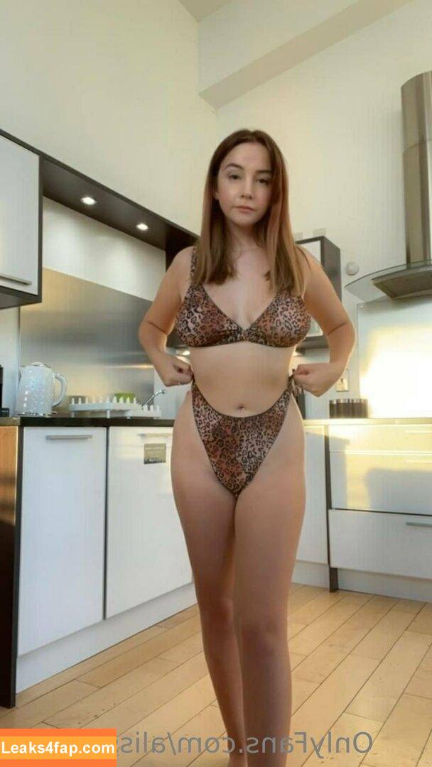 alissaquinn / Alissa / https: / realalyssaquinn leaked photo photo #0480