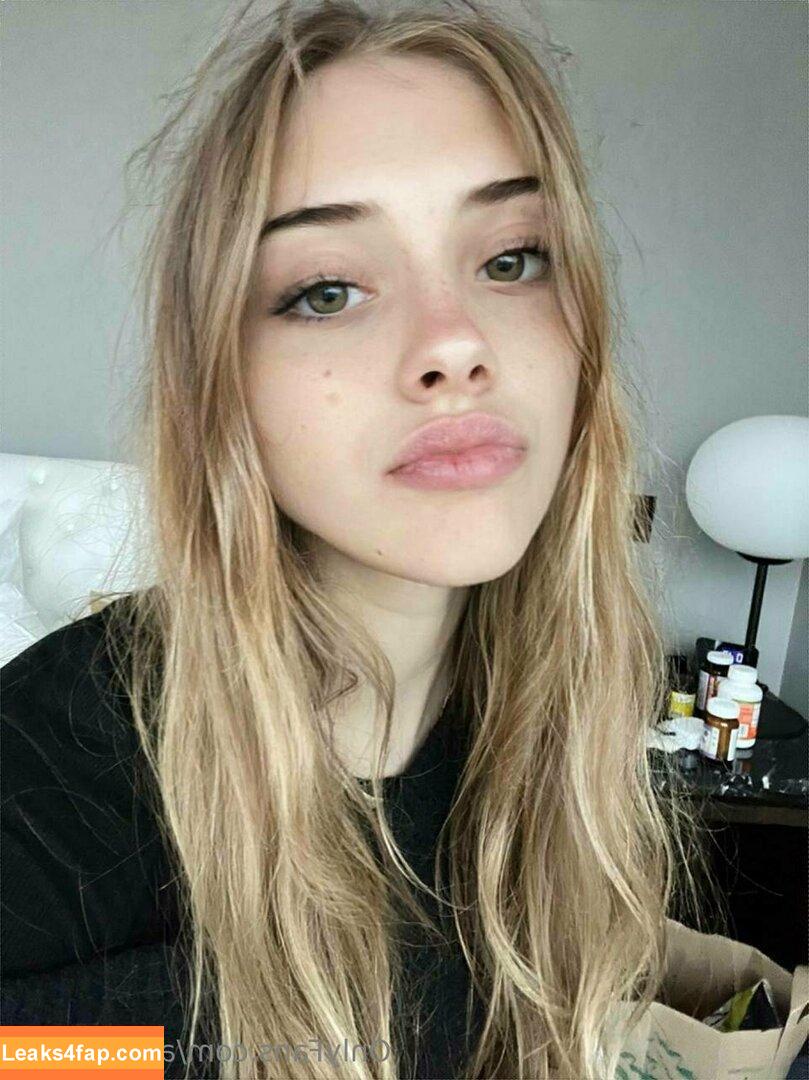 alissaquinn / Alissa / alissa_quinn / https: leaked photo photo #0774