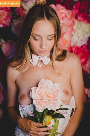 Alixx Amour photo #0016