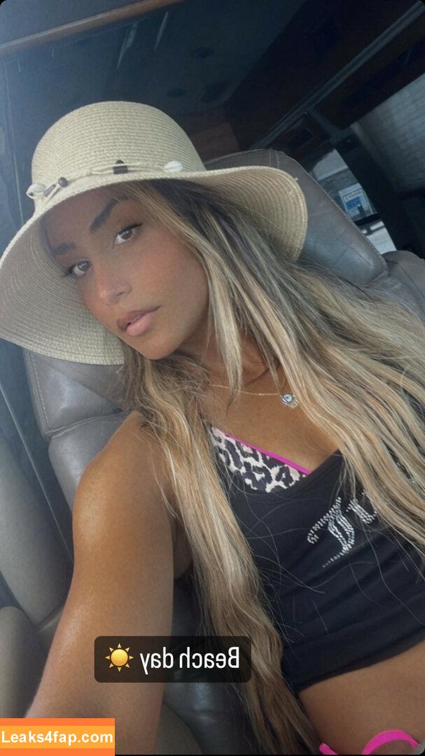 Aliyah / aliyahwwe / gldnbby / gldnbbyy leaked photo photo #0079