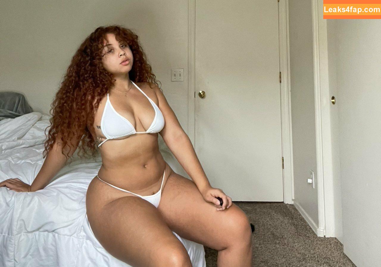 Aliyah / aliyahwwe / gldnbby / gldnbbyy leaked photo photo #0092
