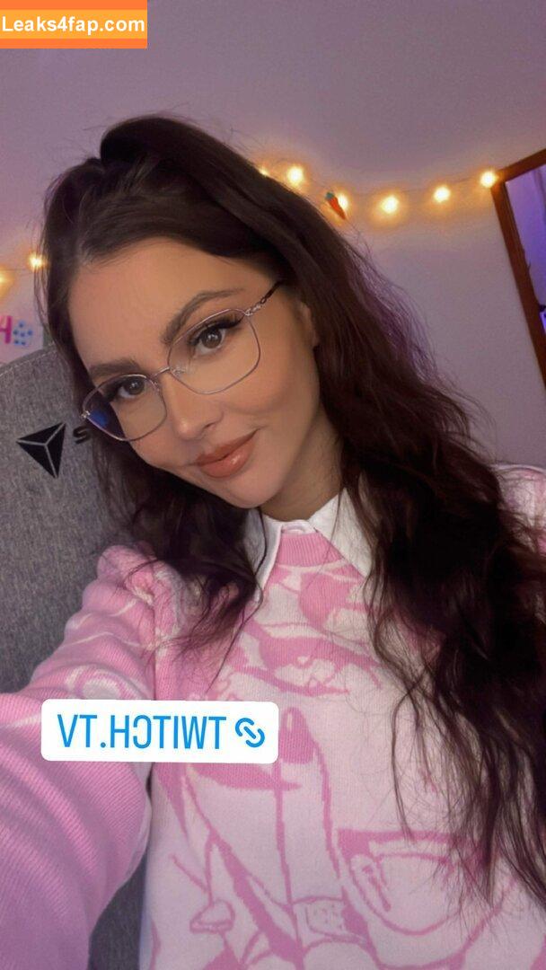 Aliythia / alitaliya__ leaked photo photo #0048