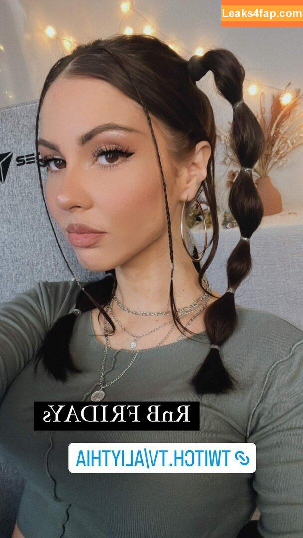 Aliythia / alitaliya__ leaked photo photo #0171