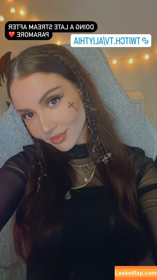 Aliythia / alitaliya__ leaked photo photo #0173