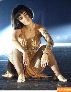 Alizee photo #0029