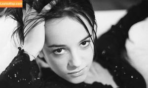 Alizee photo #0077