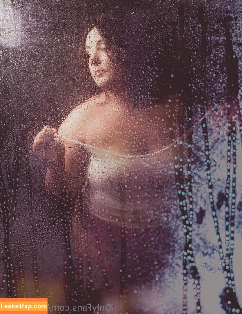 allhaleslee / life.ofadaddysgirl leaked photo photo #0001