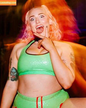 Allie Katch photo #0021