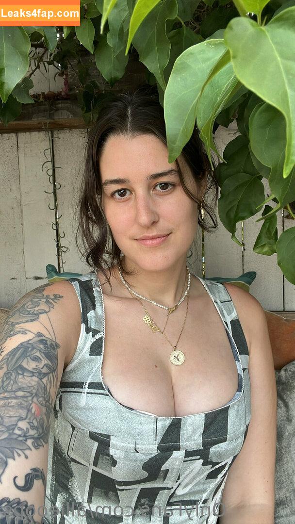 allieoops / cummanifesto leaked photo photo #0014