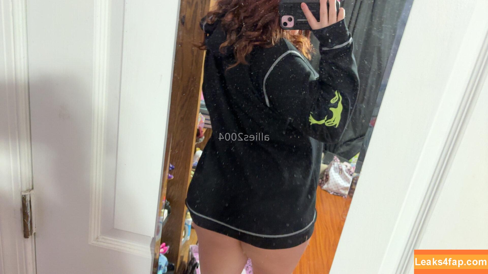 allies2004 / Allie / MediumAd8252 / alyssajean2004 / https: leaked photo photo #0091