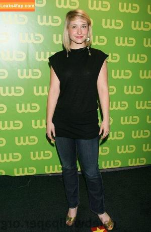 Allison Mack photo #0019