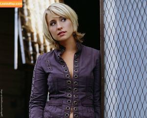 Allison Mack photo #0032