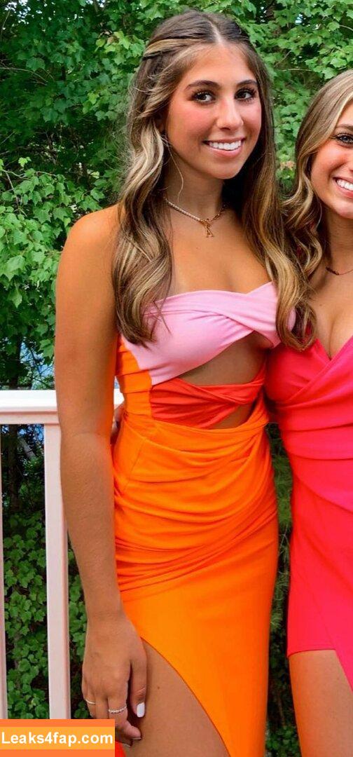 Allison Rossillo Vallerand / allisonvallerand leaked photo photo #0034