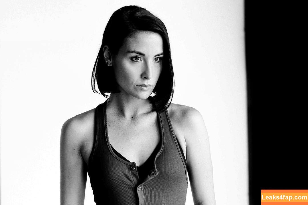 Allison Scagliotti / https: / wittyhandle leaked photo photo #0002