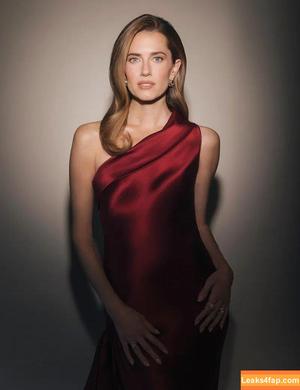 Allison Williams photo #0075