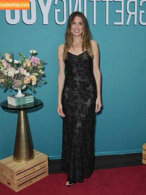 Allison Williams photo #0079