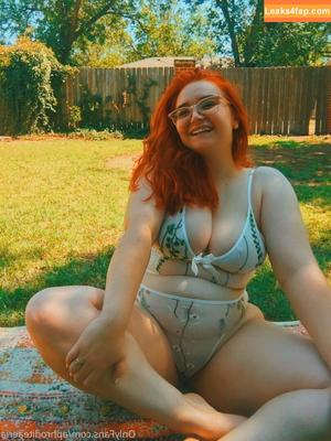 Allisonivyx photo #0362