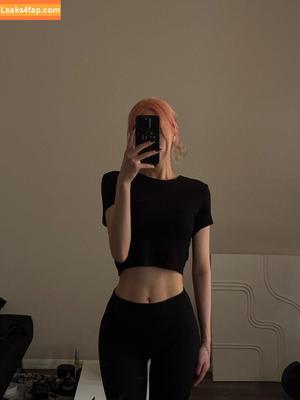 Allissa Shin photo #0102