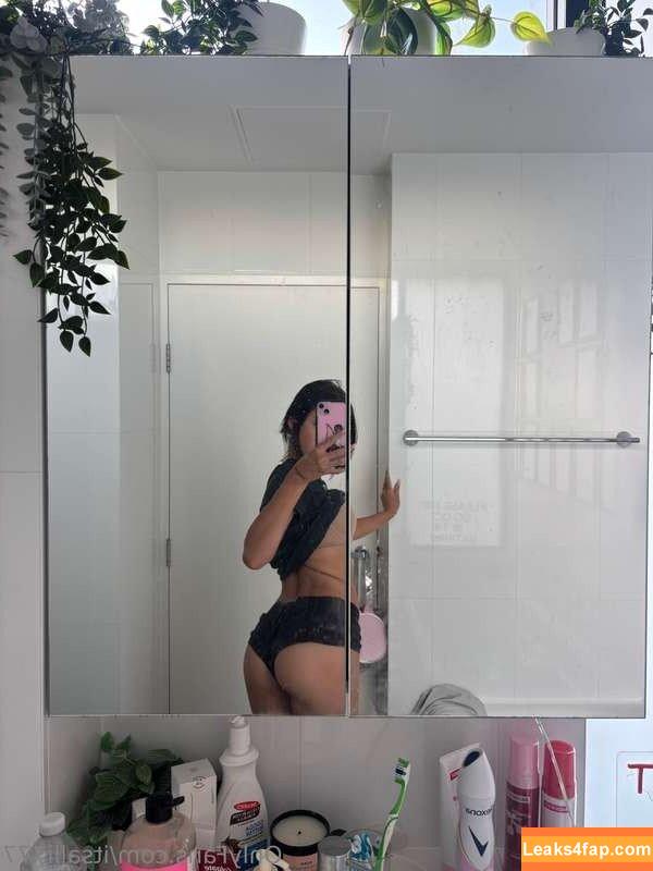 alliyah / biggirlwithglasses / himynameisalliyah / user leaked photo photo #0395