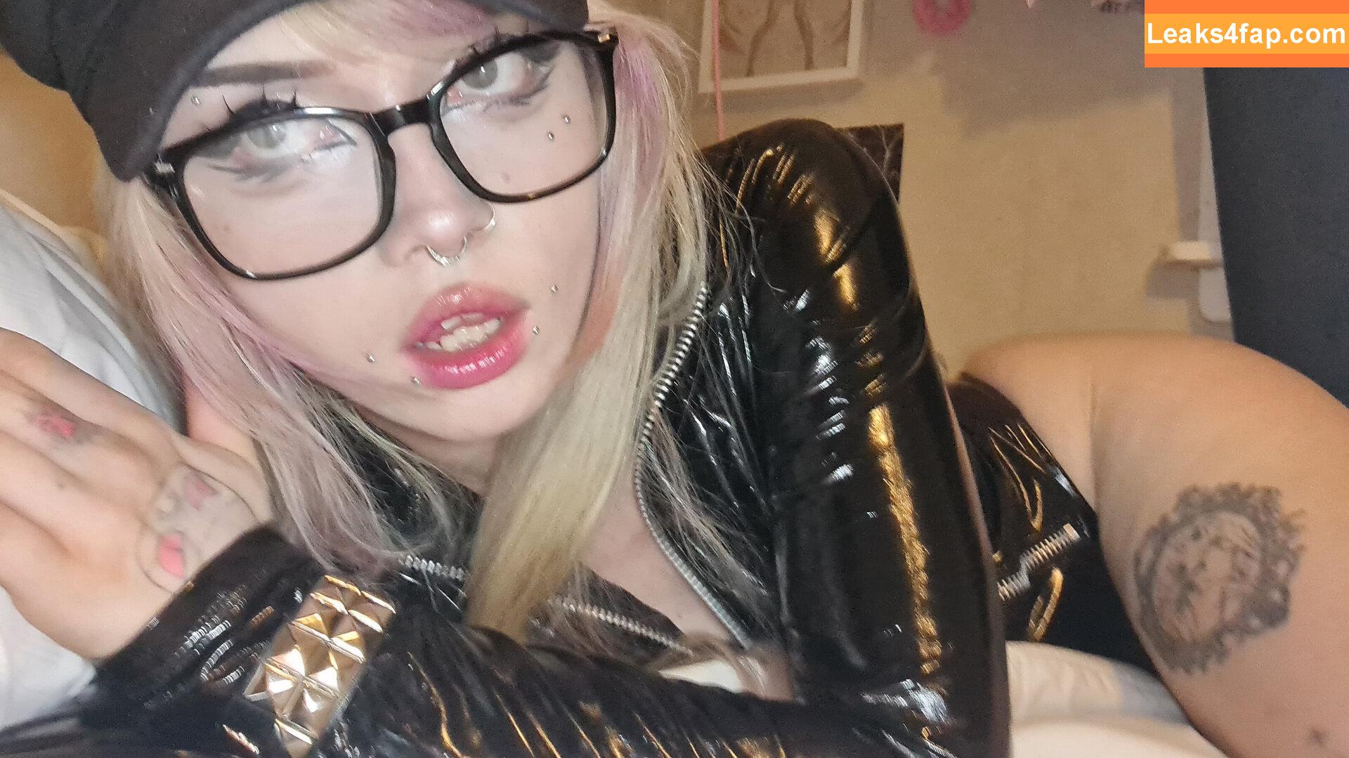 allmyheartbear / +:｡.ruby ʚ ♡ ɞ ⋆ ✧.｡ / myarykerx / usakumyawhore / usakyumawhore leaked photo photo #0068