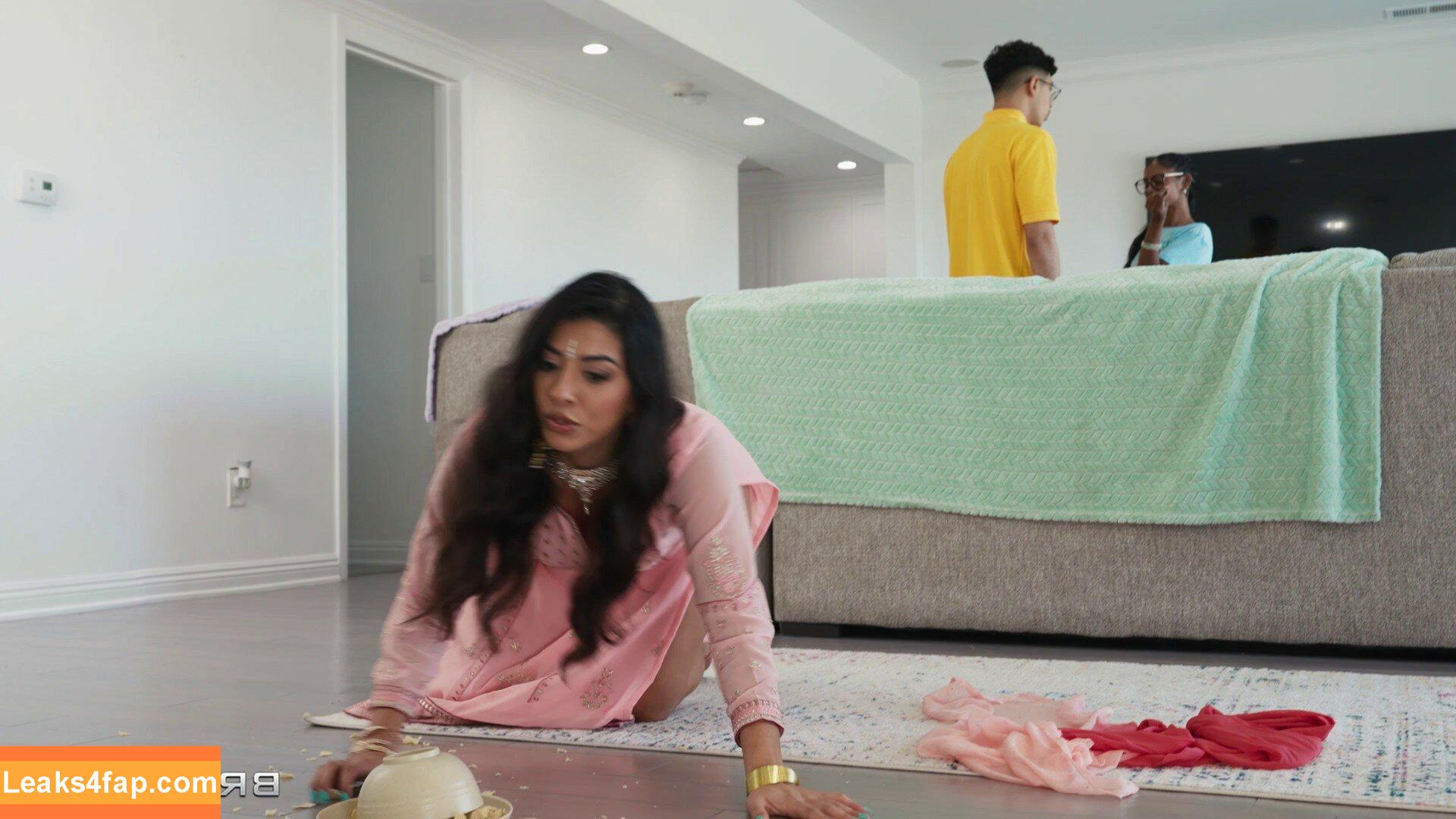 allthatjasmine / Hot paki girl / _allthatjasmine leaked photo photo #0010