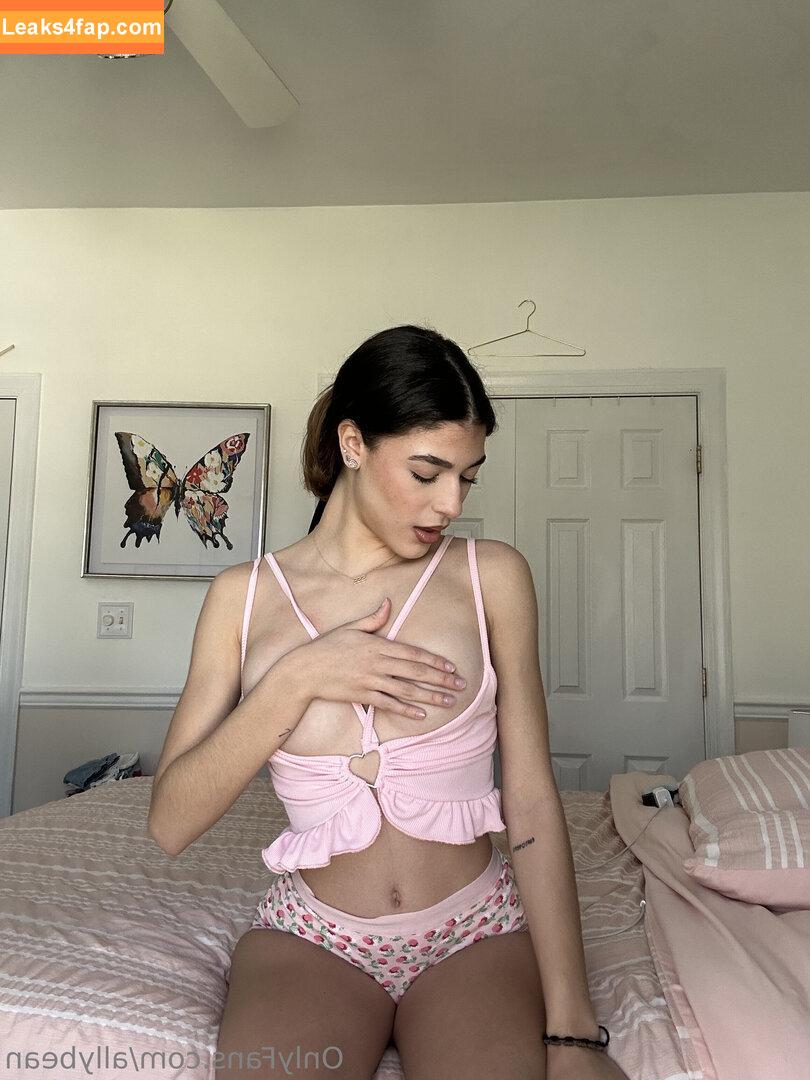 allybean / allybeanofficial leaked photo photo #0021