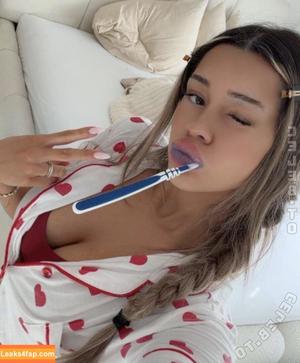 Almira Azemi photo #0129