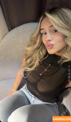 Almira Azemi photo #0235