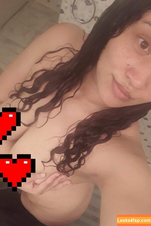 Alora_theartist leaked photo photo #0002