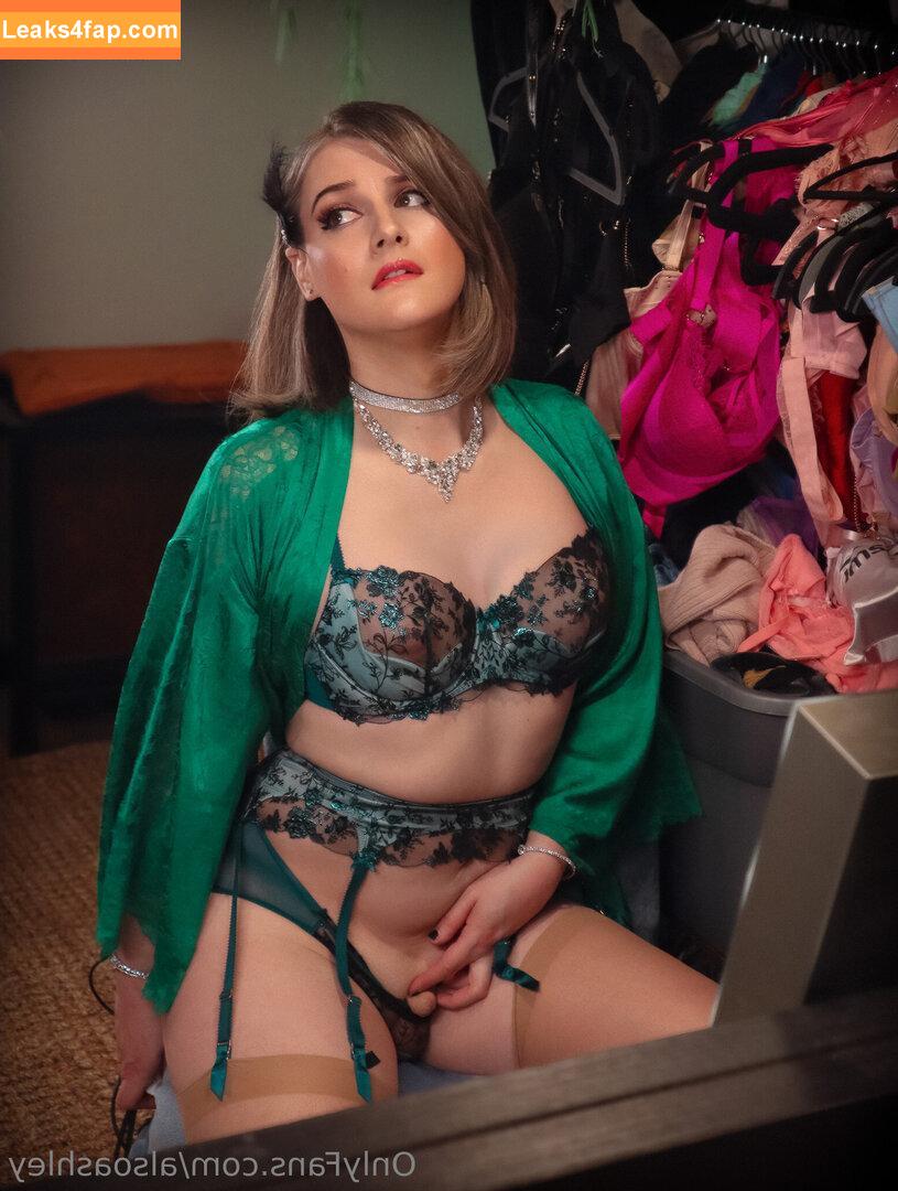AlsoAshley / AlsoAshleyB / Ashely Barron leaked photo photo #0486