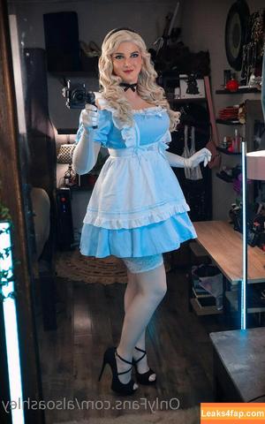 AlsoAshley photo #0131