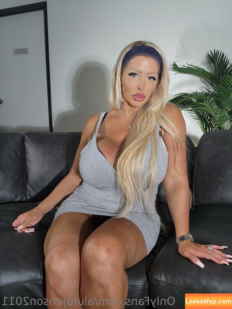 Alura Jenson / alurajenson / alurajenson2011 / alurajensonmania leaked photo photo #0035