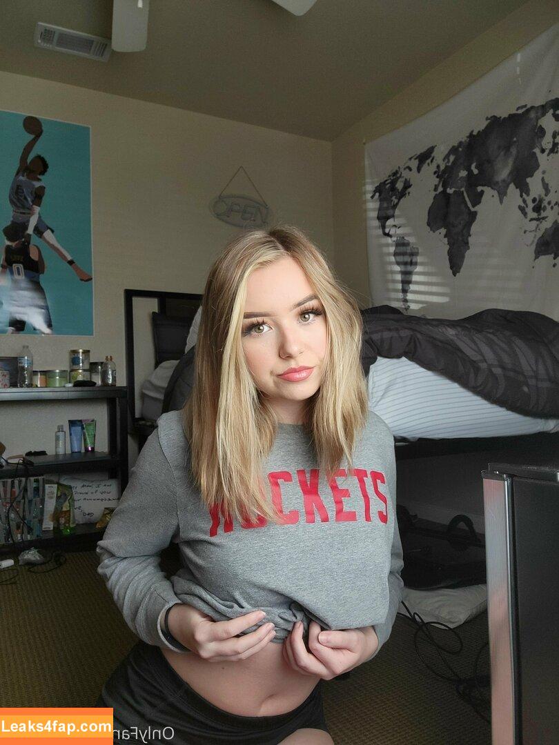 aluraye / AlyssaHulsey leaked photo photo #0159