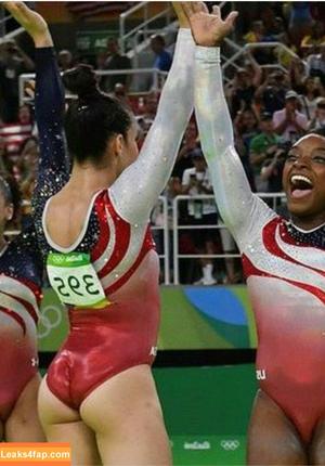 Aly Raisman photo #0077