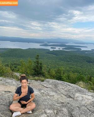 Aly Raisman photo #0083