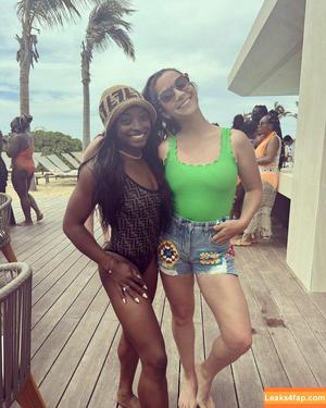 Aly Raisman photo #0197