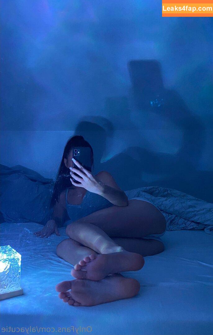 alyacutie / alyaaa.cutie / alyaalya leaked photo photo #0010