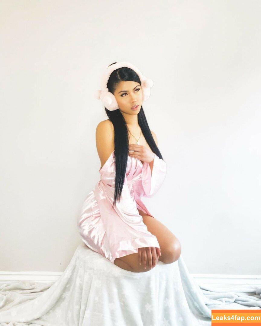 Alyanna Joelle / almost_autumn / alyanna.joelle leaked photo photo #0044