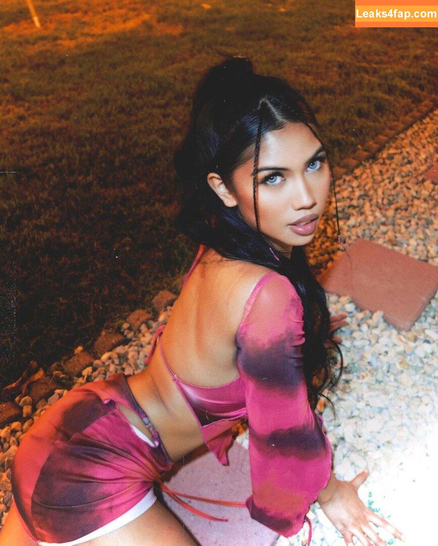 Alyanna Joelle / almost_autumn / alyanna.joelle leaked photo photo #0282