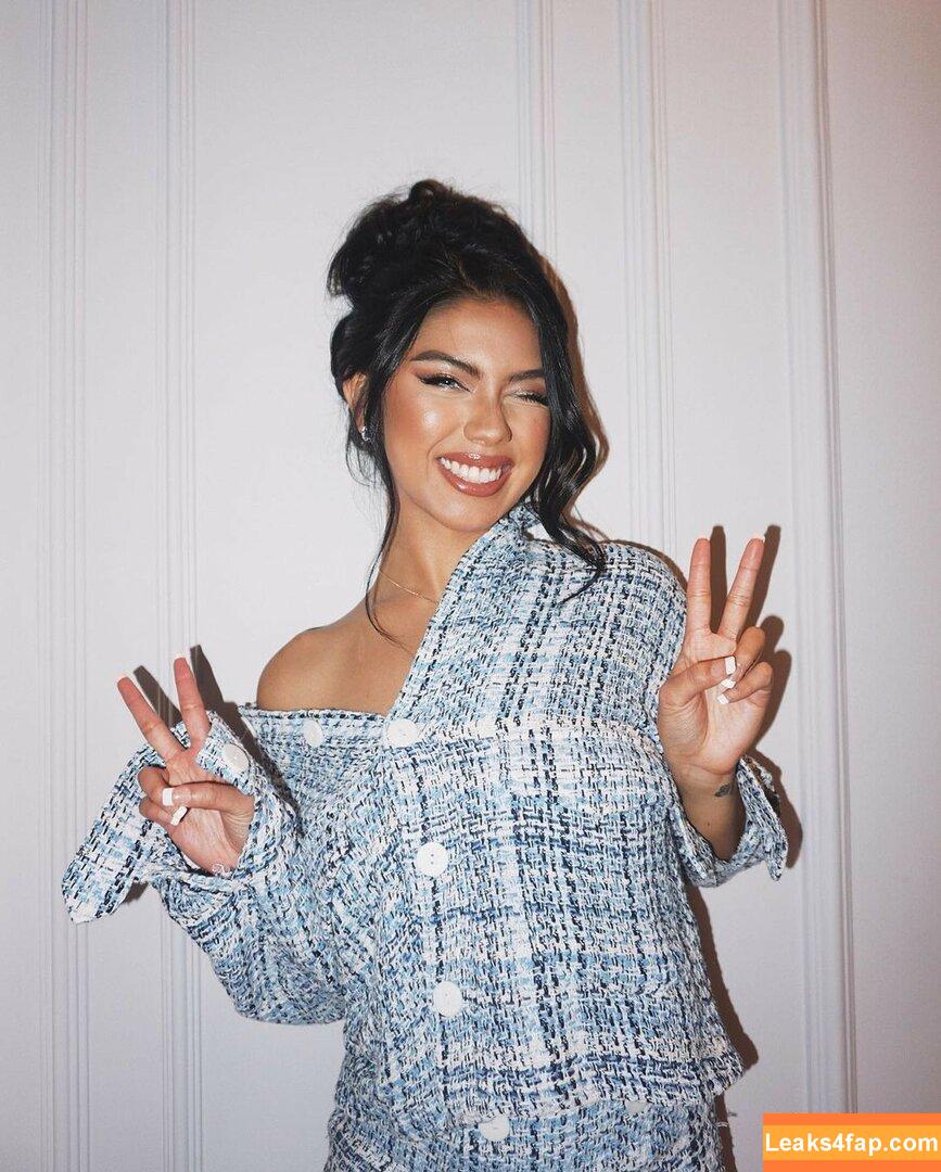 Alyanna Joelle / almost_autumn / alyanna.joelle leaked photo photo #0370