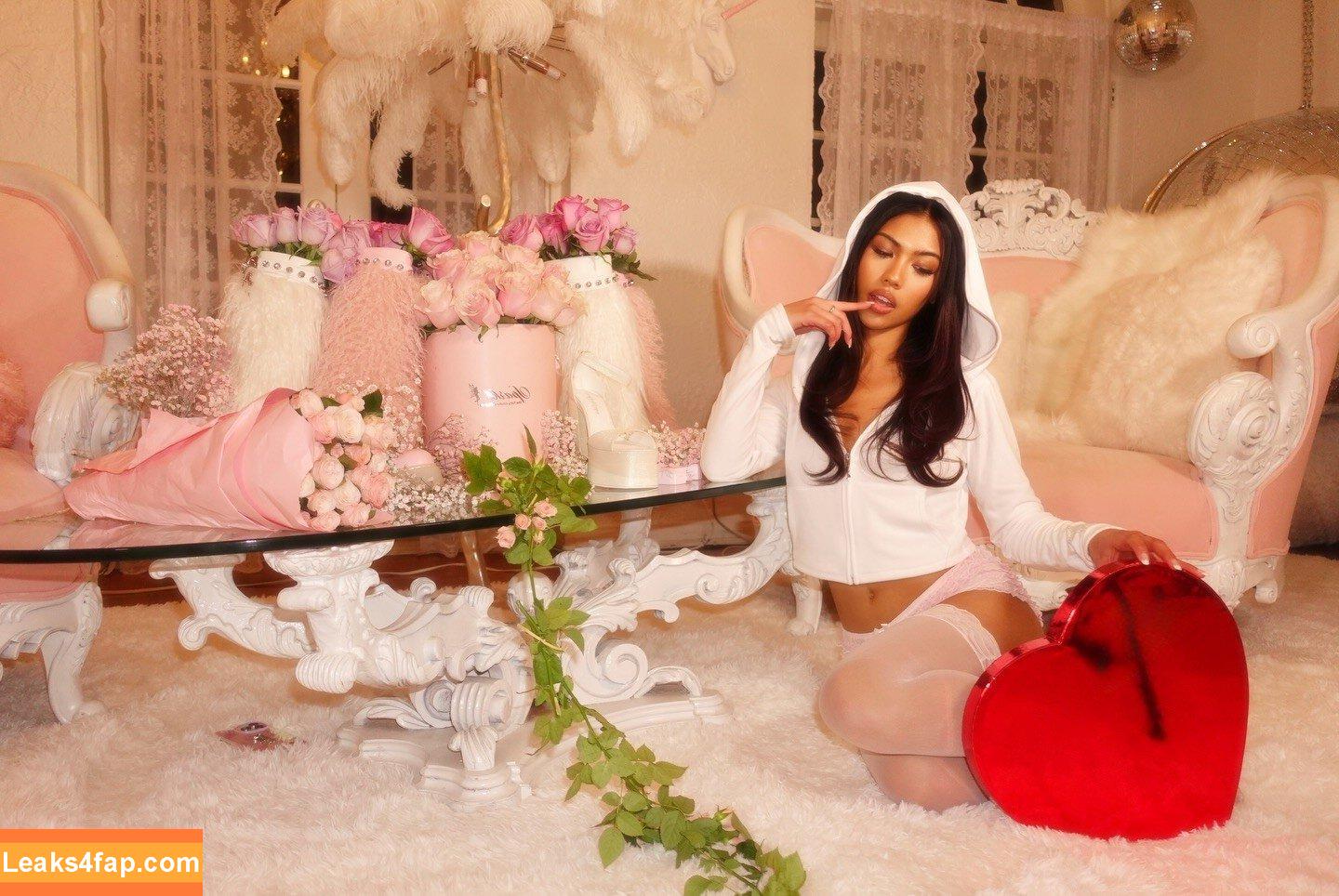 Alyanna Joelle / almost_autumn / alyanna.joelle leaked photo photo #0891